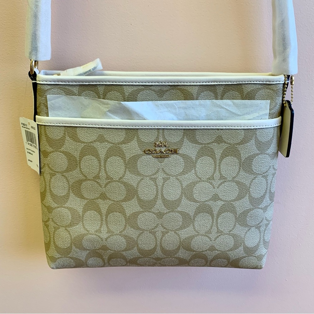 NWT Coach Signature Leather File Crossbody Bag